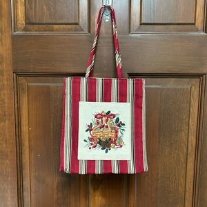 LONGABERGER VTG Cloth Accessories Christmas Tote bag. No stains or tears.